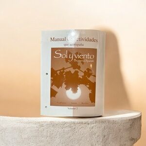 Sol y Viento Activity Manual - Brown Cover
